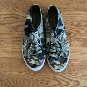 Camo low top Supergas